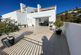 Semidetached house for sale in Arenas, Málaga. 